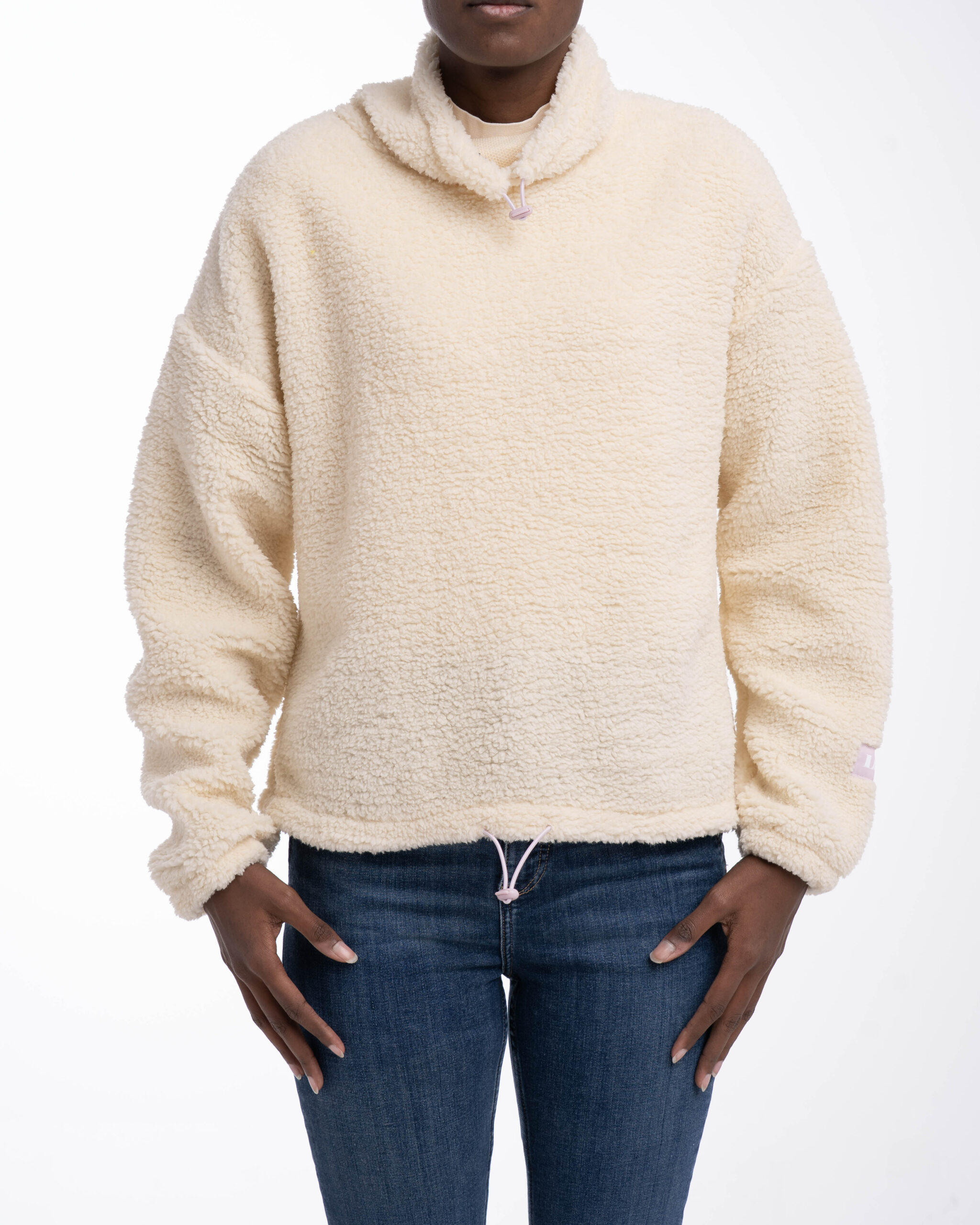 سويتر نسائي LEVIS