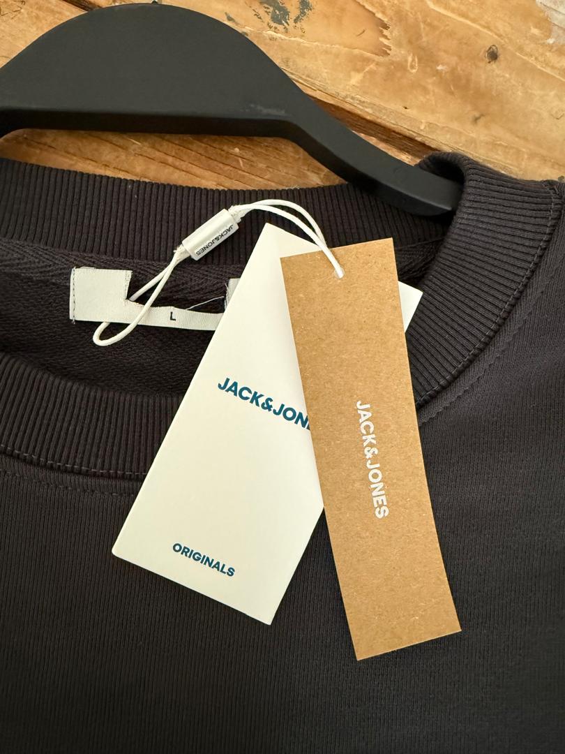 سويتر رجالي J&J - الصورة 3