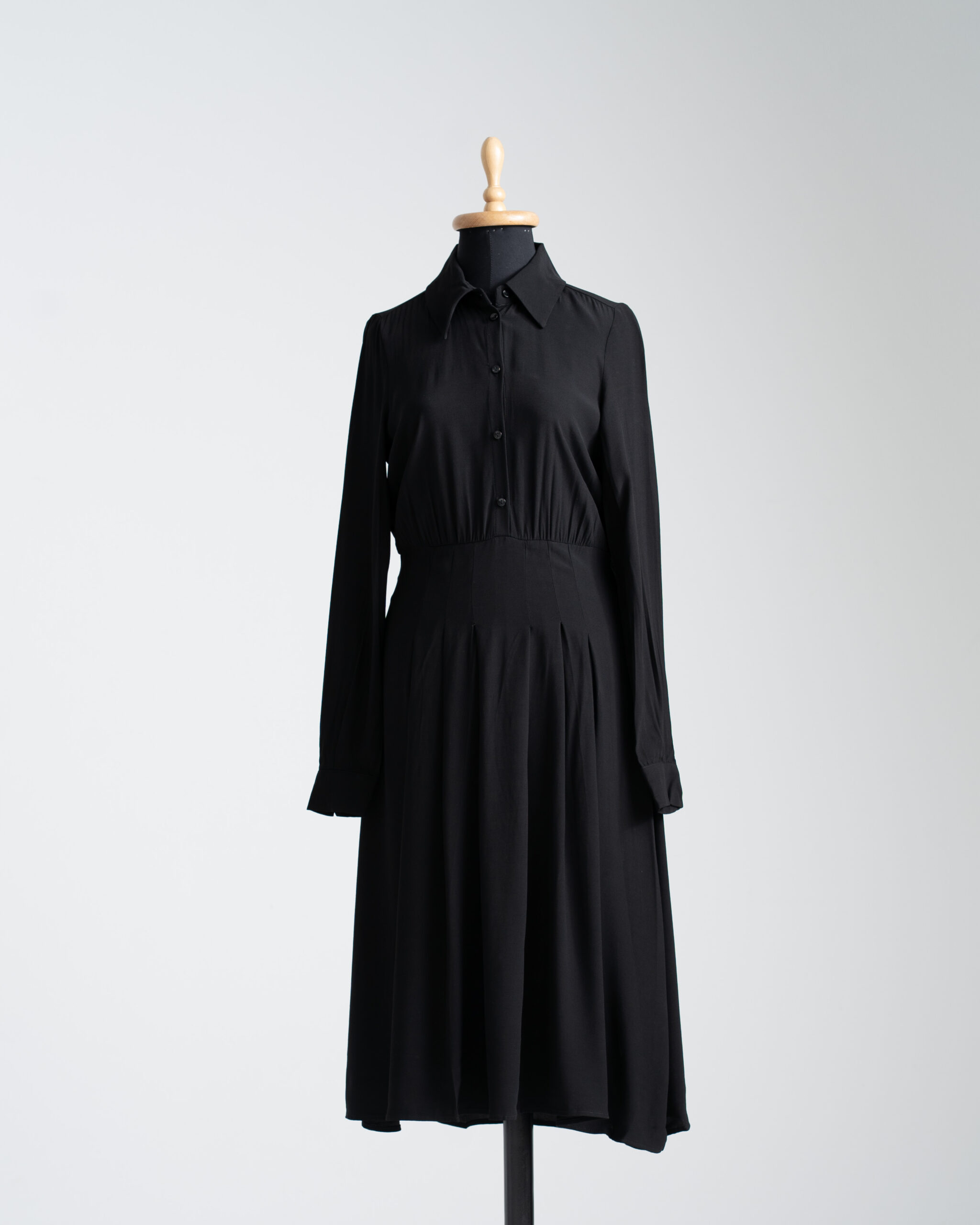فستان نسائي VELVET