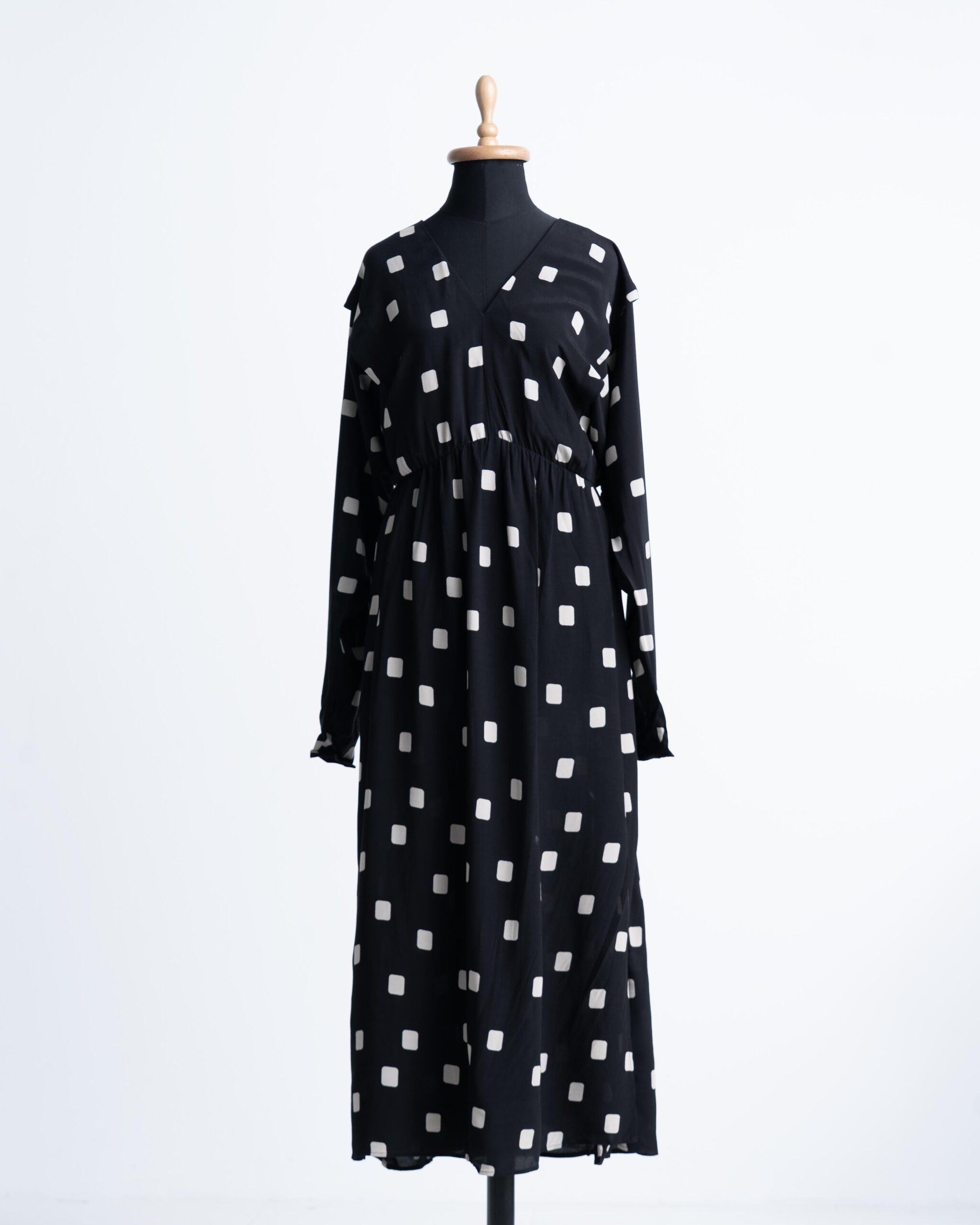 فستان نسائي H&M