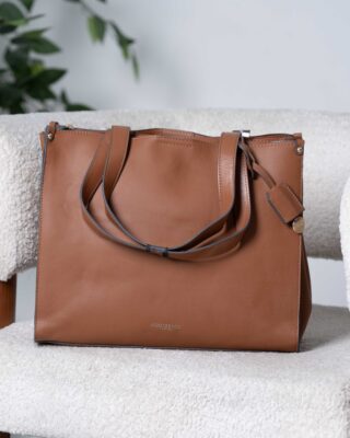 حقيبة نسائية ACCESSORIZE